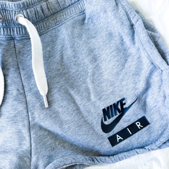 Nike air sweat shorts - Picture 2 of 3